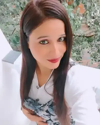Call Girls in Jalesar
